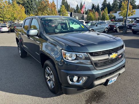 Used 2020 Chevrolet Colorado Z71 image 3
