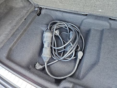 Used 2021 Volvo XC90 T8 Inscription Expression w/ Protection Package Premier image 6