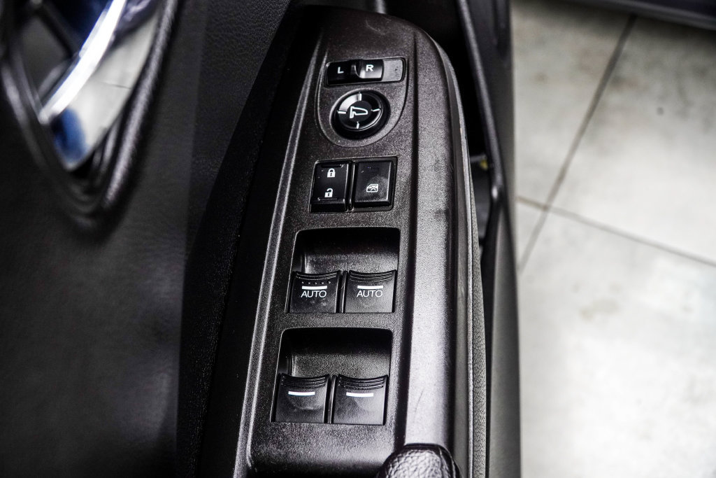 Used 2018 Acura RDX w/ Technology Package AWD/4WD image 38