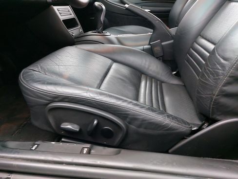 Used 2004 Porsche 911 Carrera 4S image 22