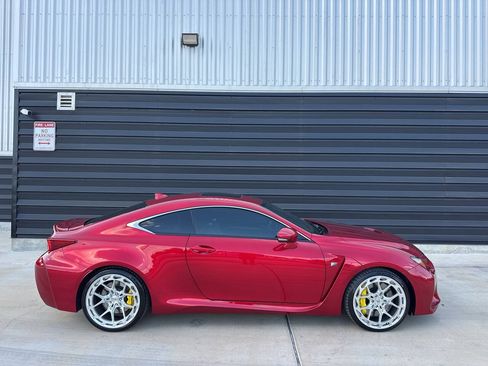 Used 2017 Lexus RC F w/ Premium Package RWD image 19