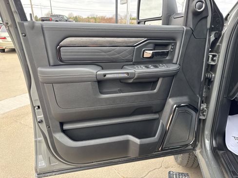 New 2026 RAM 2500 Limited image 13