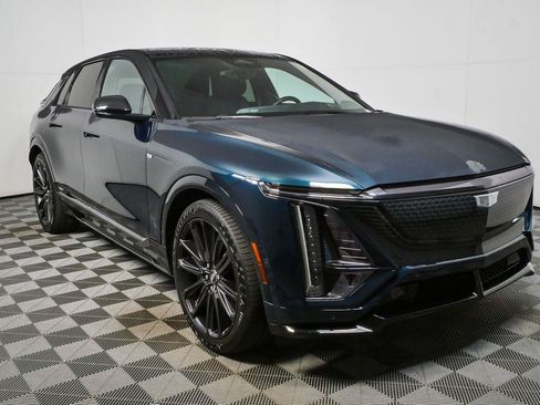 Used 2026 Cadillac Lyriq V AWD/4WD image 1