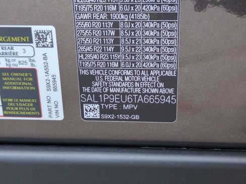 New 2026 Land Rover Range Rover Sport SE AWD/4WD image 22
