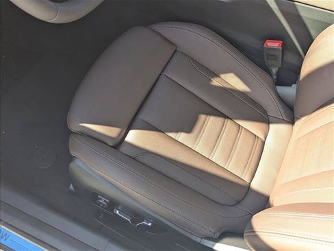 Used 2026 BMW 330i Sedan w/ Premium Package RWD image 4