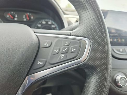 Used 2023 Chevrolet Malibu LS FWD image 17