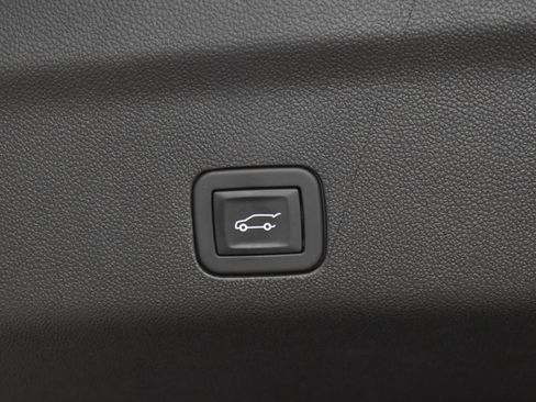 New 2025 Chevrolet Tahoe Premier image 17