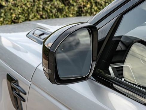 Used 2020 Land Rover Range Rover Sport HST image 56