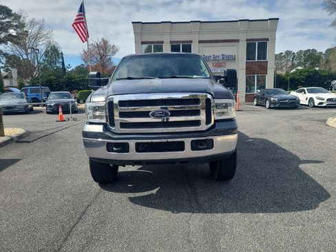 Used 2005 Ford F250 Lariat image 5