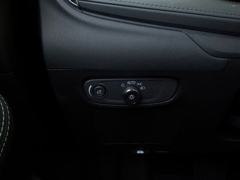 Used 2025 Buick Encore GX Preferred FWD image 20