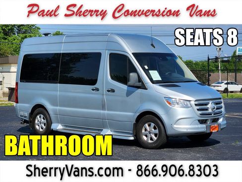 Used 2021 Mercedes-Benz Sprinter 2500 image 1