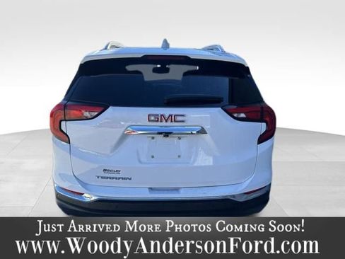 Used 2021 GMC Terrain SLT image 5