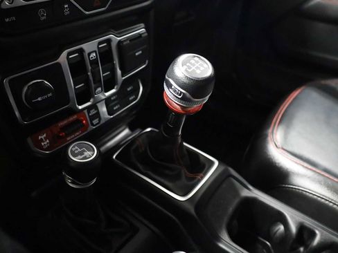 Used 2021 Jeep Wrangler Unlimited Rubicon image 23