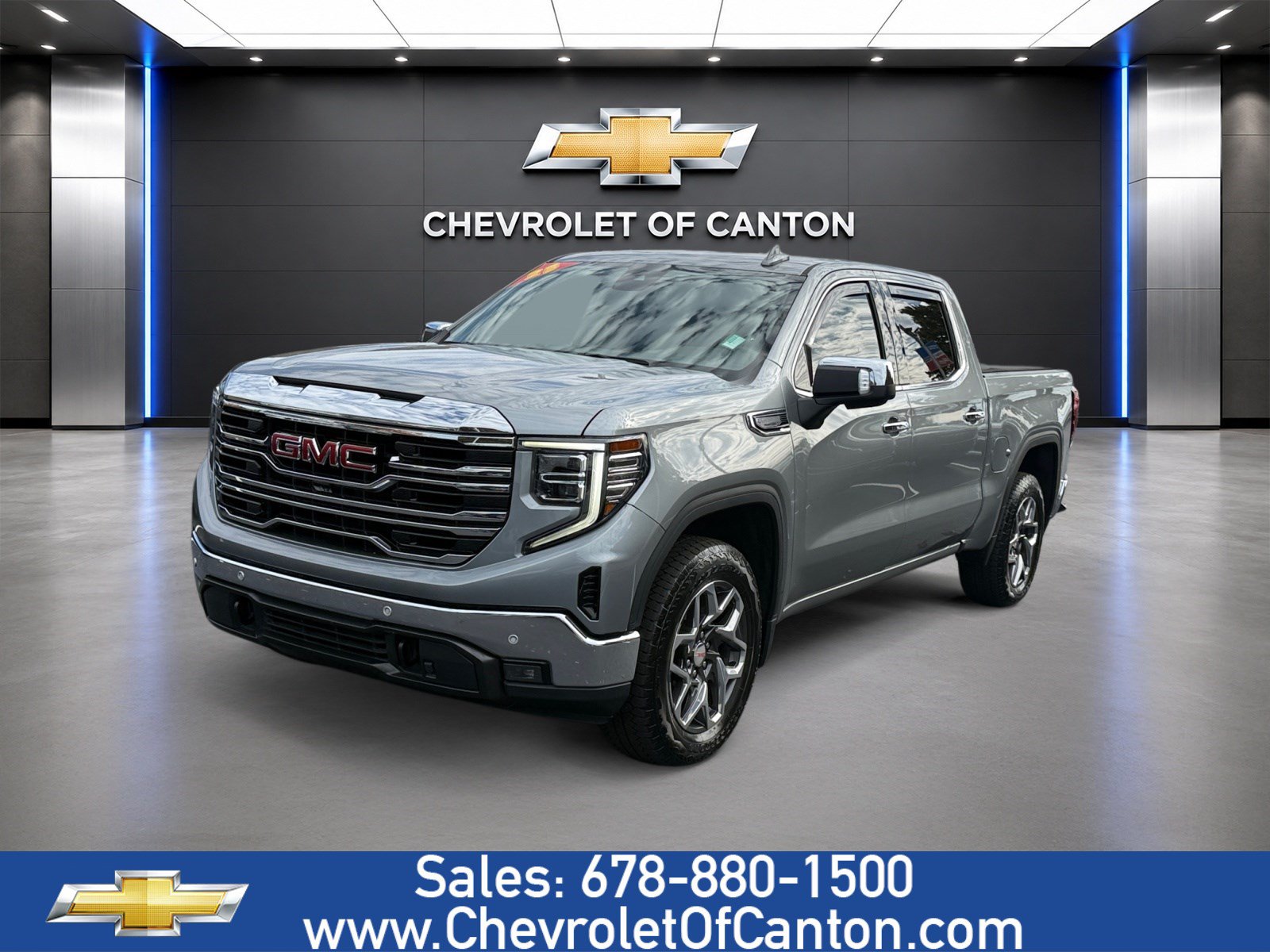 Used 2023 GMC Sierra 1500 SLT AWD/4WD image 1