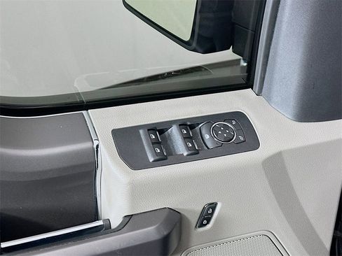 Used 2020 Ford F150 XLT w/ Equipment Group 302A Luxury image 17