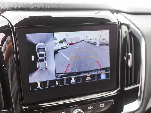 Used 2023 Chevrolet Traverse RS w/ LPO, 'HIT The Road' Package AWD/4WD image 32