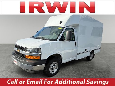 New 2025 Chevrolet Express 3500 Work Van w/ Power Convenience Package image 1