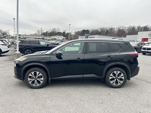 Certified 2023 Nissan Rogue SV w/ SV Premium Package image 4