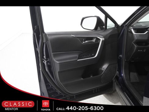 Certified 2025 Toyota RAV4 XLE AWD/4WD image 4