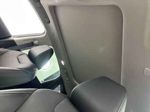 Certified 2025 Nissan Murano SL image 19