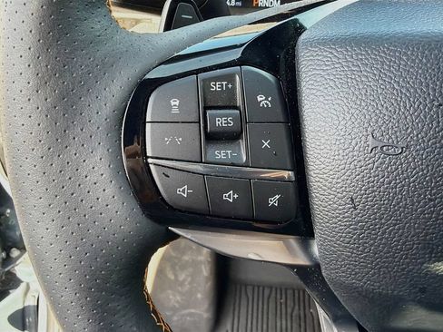 Used 2026 Ford Explorer Tremor w/ Tremor Ultimate Package AWD/4WD image 12