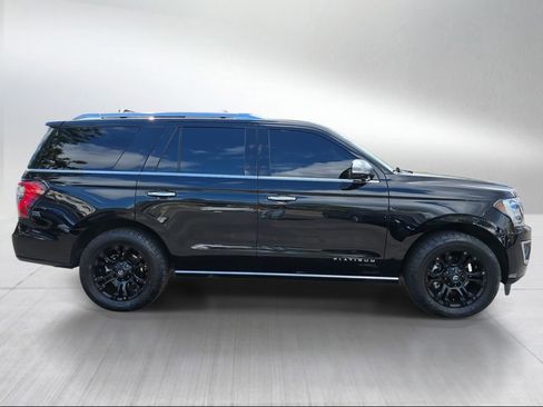 Used 2019 Ford Expedition Platinum AWD/4WD image 2