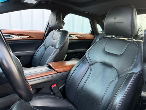 Used 2018 Lincoln MKZ Black Label w/ Climate Package FWD image 14