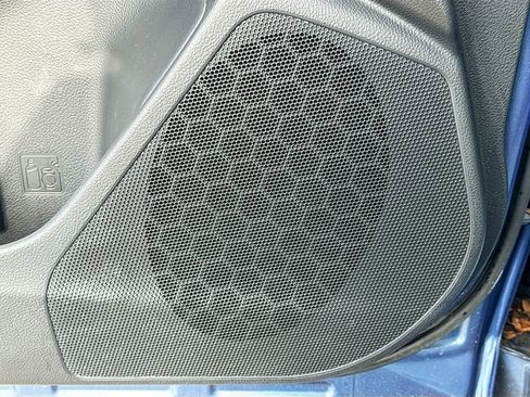 Used 2015 Subaru Forester 2.5i Limited w/ Protection Package #2 image 22