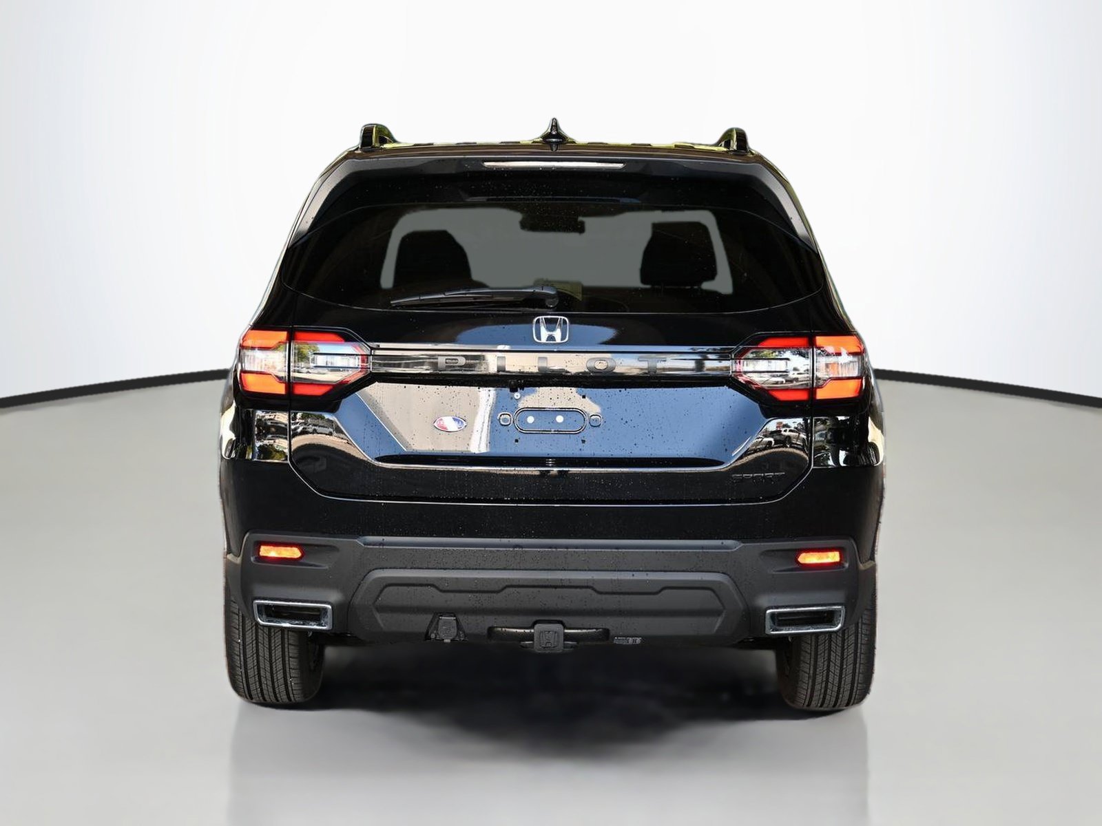 New 2026 Honda Pilot Sport image 6