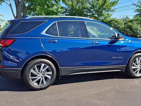 Certified 2022 Chevrolet Equinox Premier w/ LPO, Floor Liner Package FWD image 3