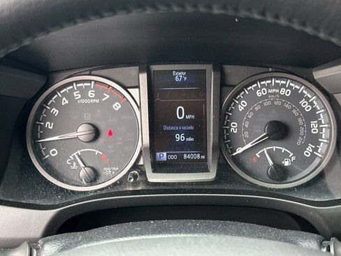 Used 2017 Toyota Tacoma TRD Sport w/ Premium & Technology Package AWD/4WD image 22