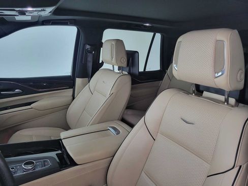 Used 2024 Cadillac Escalade Premium Luxury w/ LPO, Floor Liner Package AWD/4WD image 22