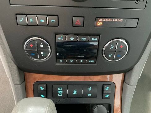 Used 2012 Buick Enclave Leather w/ LPO, Cargo Convenience Pkg FWD image 11