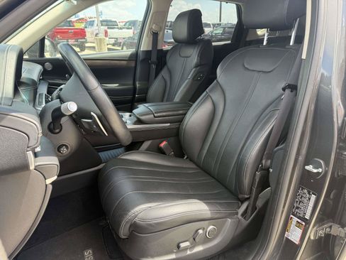 Used 2024 Genesis GV80 2.5T AWD/4WD image 5