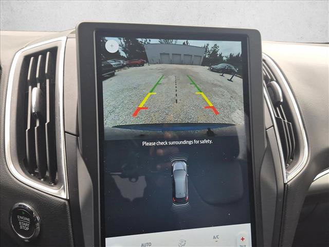 Used 2022 Ford Edge Titanium AWD/4WD image 12