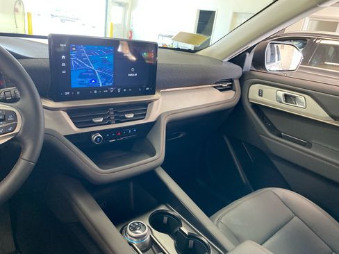 New 2026 Ford Explorer Active w/ Active Comfort Package AWD/4WD image 14
