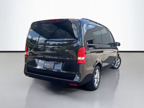 Used 2023 Mercedes-Benz Metris Passenger image 3