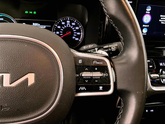 Used 2023 Kia Sorento EX AWD/4WD image 18