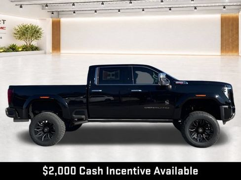 New 2026 GMC Sierra 2500 Denali w/ Denali Reserve Package AWD/4WD image 15