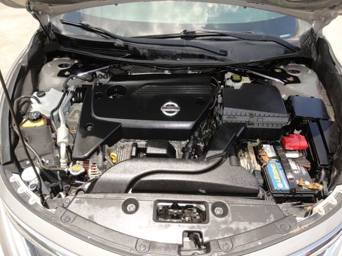 Used 2015 Nissan Altima 2.5 SL w/ Technology Package FWD image 26
