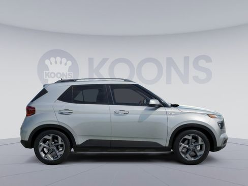 New 2026 Hyundai Venue SEL image 10