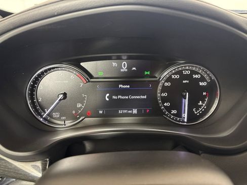 Used 2021 Cadillac XT4 Premium Luxury w/ Enhanced Visibility Package AWD/4WD image 12