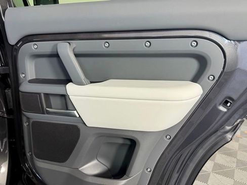 New 2025 Land Rover Defender 110 S image 34