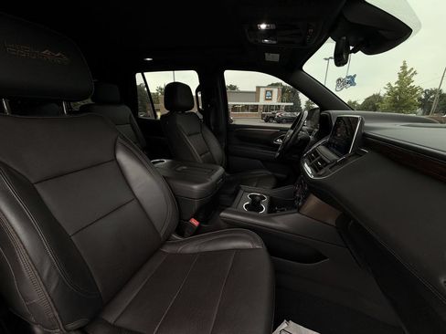 Used 2023 Chevrolet Tahoe High Country w/ Premium Package 2 AWD/4WD image 11