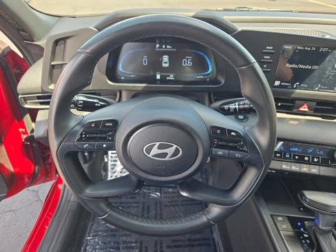 Used 2025 Hyundai Elantra Sport w/ Cargo Package FWD image 31
