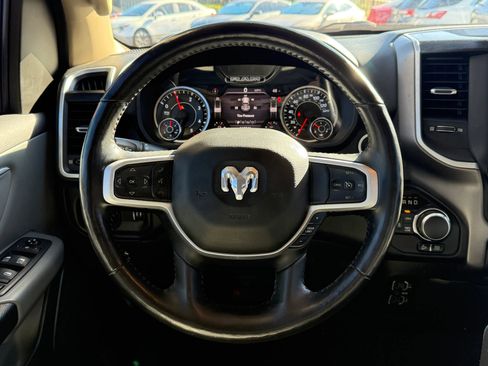Used 2020 RAM 1500 Big Horn AWD/4WD image 10