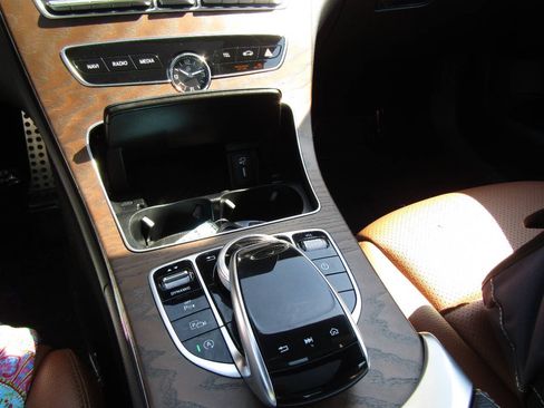 Used 2020 Mercedes-Benz C 300 4MATIC Sedan image 14