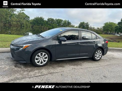 Used 2024 Toyota Corolla LE image 1