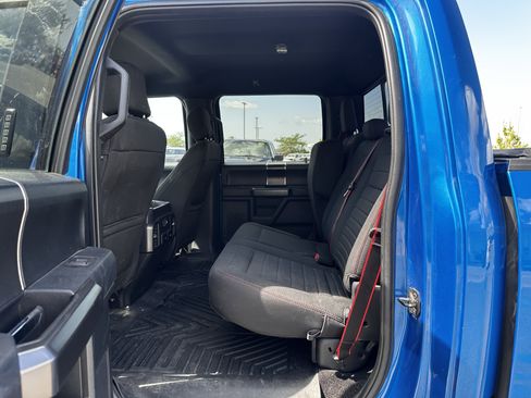Used 2019 Ford F150 XLT w/ Equipment Group 302A Luxury AWD/4WD image 9