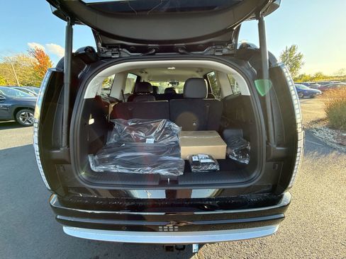 New 2026 Hyundai Ioniq 9 SEL image 25